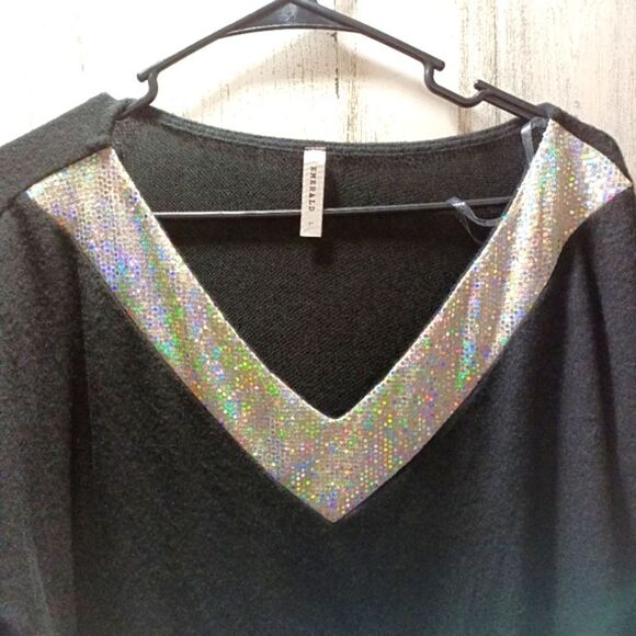 NWOT Emerald Sz L oversize sweater Sequin collar SWAG YOUR SWEATS - Picture 2 of 8